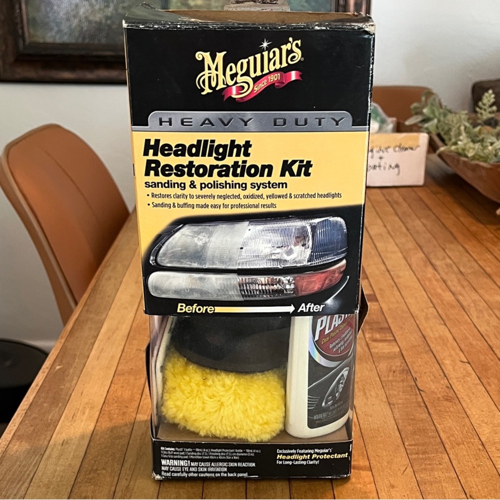 Meguiar’s Headlight Restoration Kit with Yellow Pad Never Used